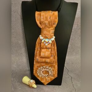 Copper Tie Necklace Set